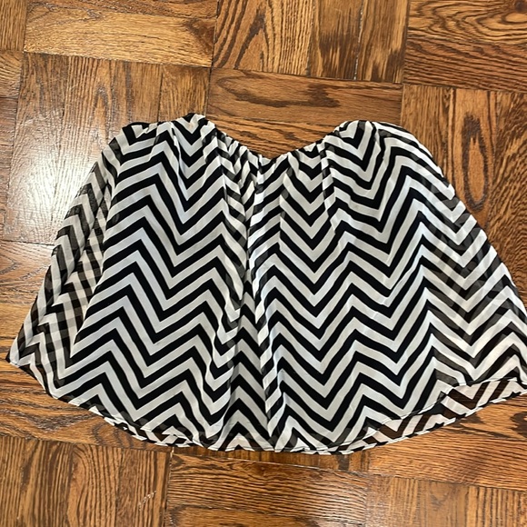 MASON Strapless Top - Picture 2 of 3